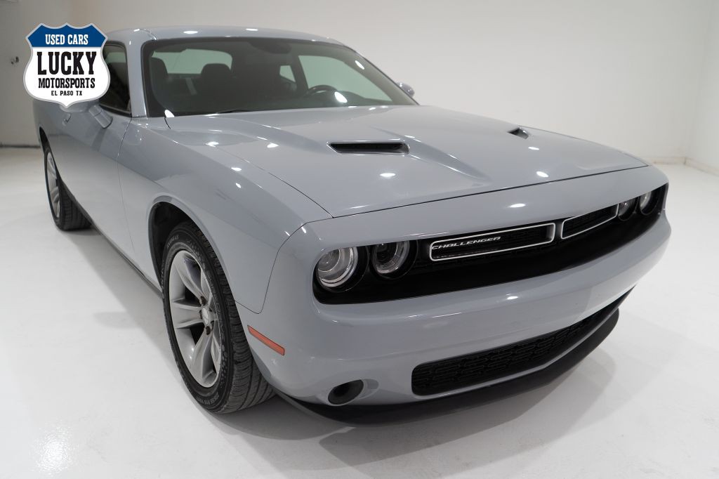 2021 Dodge Challenger Image 2