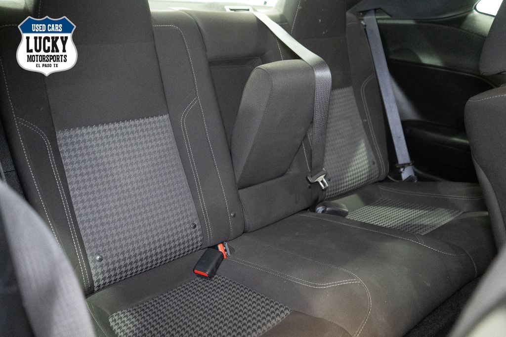 2021 Dodge Challenger Image 12