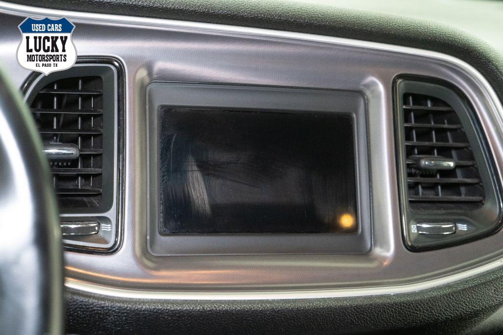 2021 Dodge Challenger Image 17