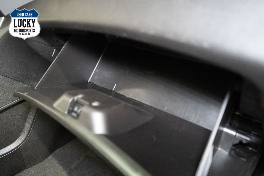 2020 Chevrolet Sonic Image 9