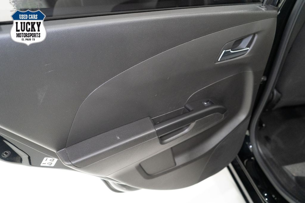 2020 Chevrolet Sonic Image 11