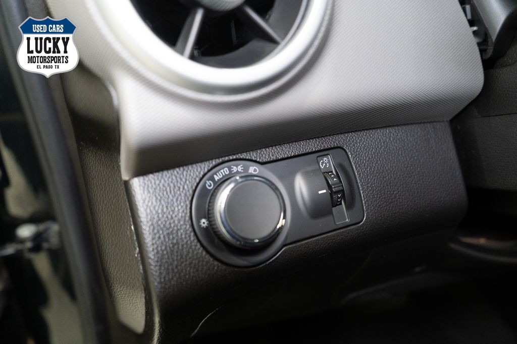 2020 Chevrolet Sonic Image 19