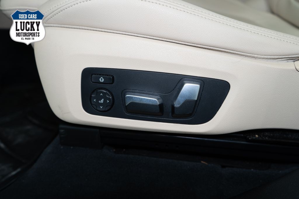 2019 BMW X3 Image 32