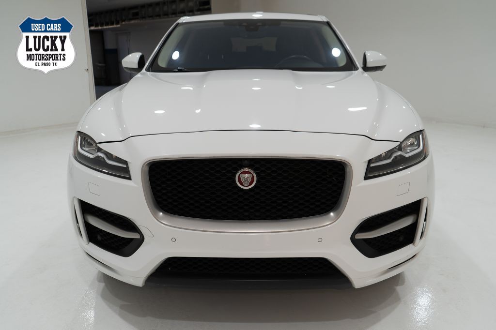 2020 Jaguar F-PACE Image 3