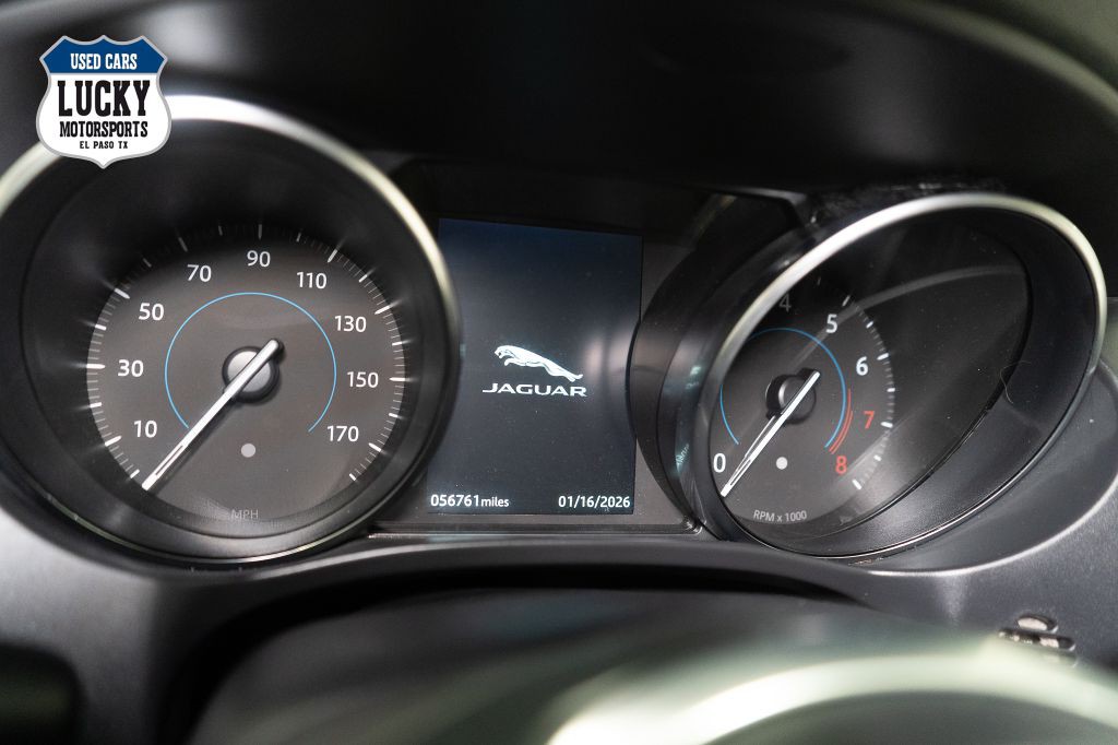 2020 Jaguar F-PACE Image 27