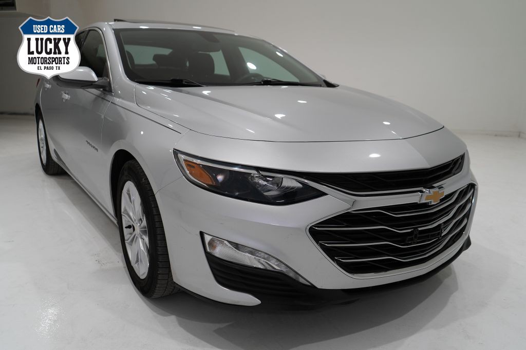 2022 Chevrolet Malibu Image 2