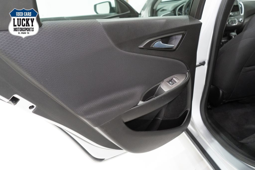 2022 Chevrolet Malibu Image 16