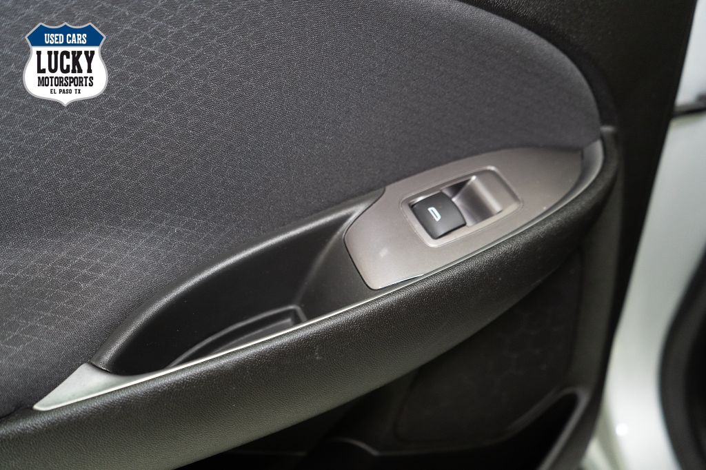 2022 Chevrolet Malibu Image 17