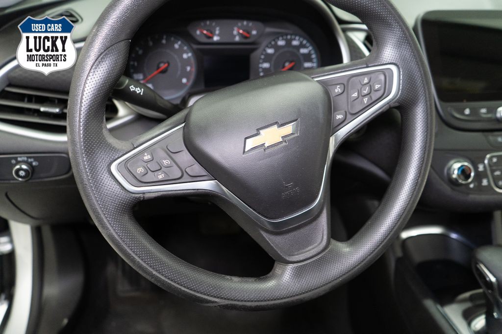 2022 Chevrolet Malibu Image 25