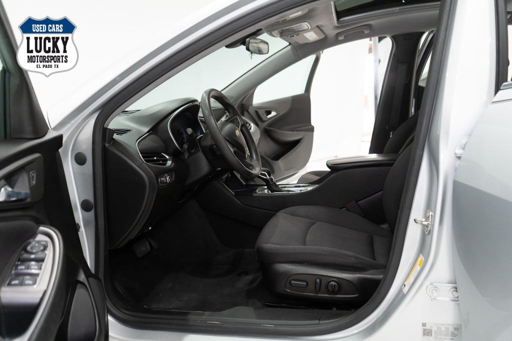 2022 Chevrolet Malibu Image 31