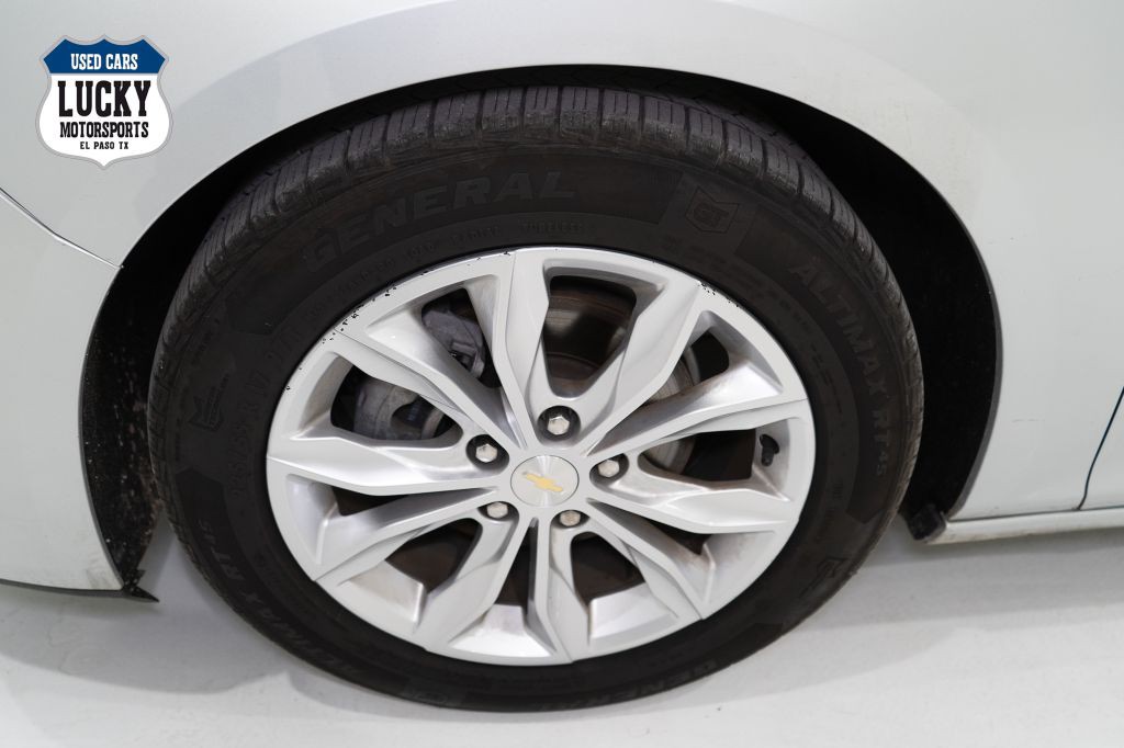 2022 Chevrolet Malibu Image 36