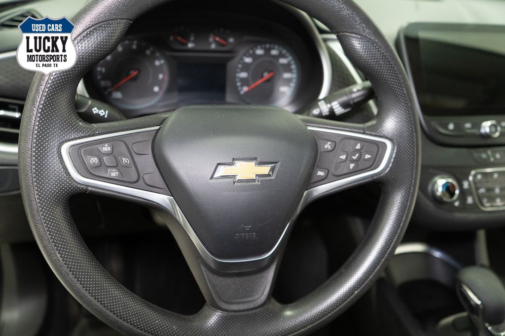 2022 Chevrolet Malibu Image 21