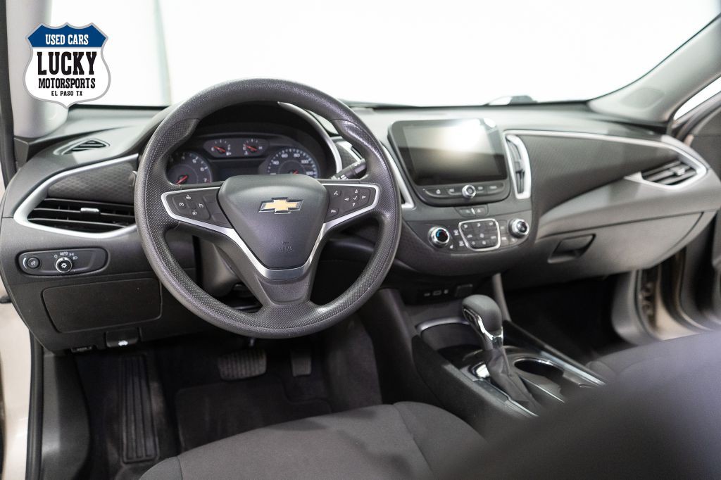 2022 Chevrolet Malibu Image 26