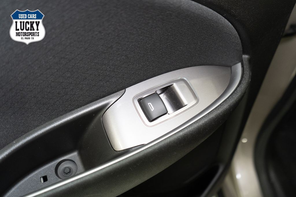 2022 Chevrolet Malibu Image 27