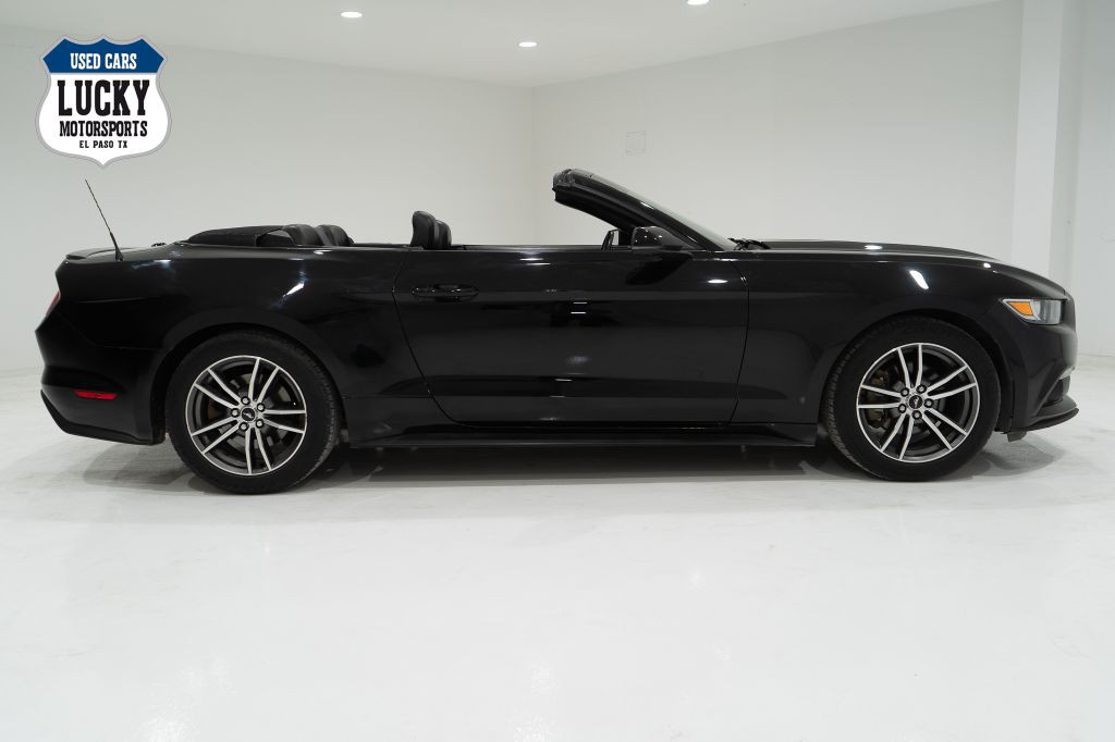 2017 Ford Mustang Image 1