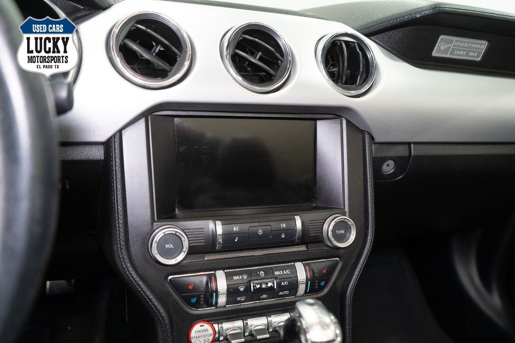 2017 Ford Mustang Image 19