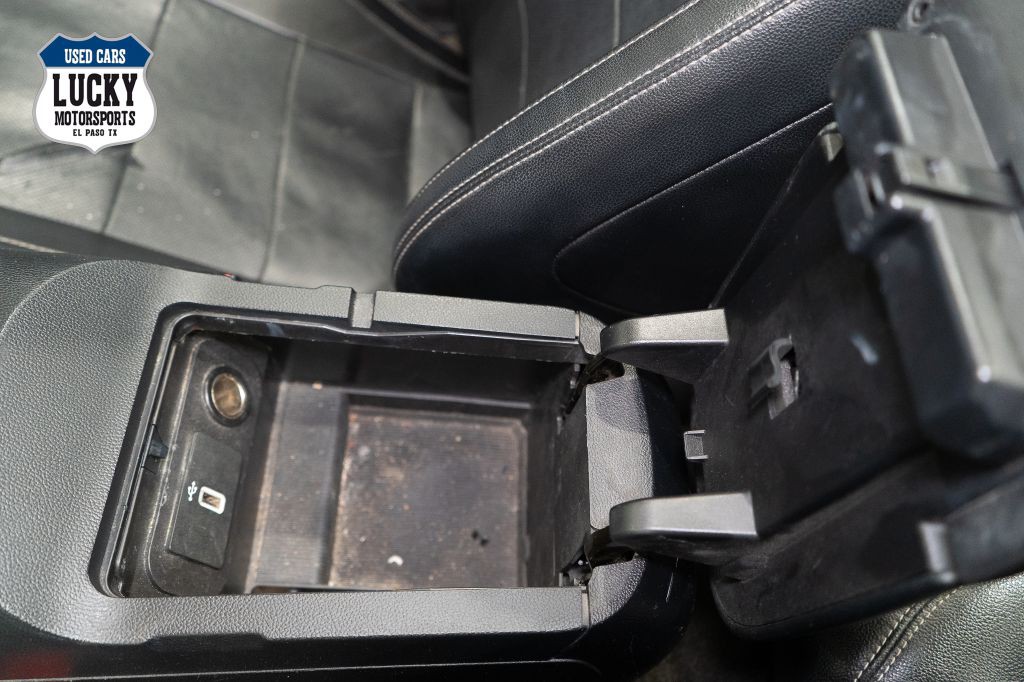 2017 Ford Mustang Image 21