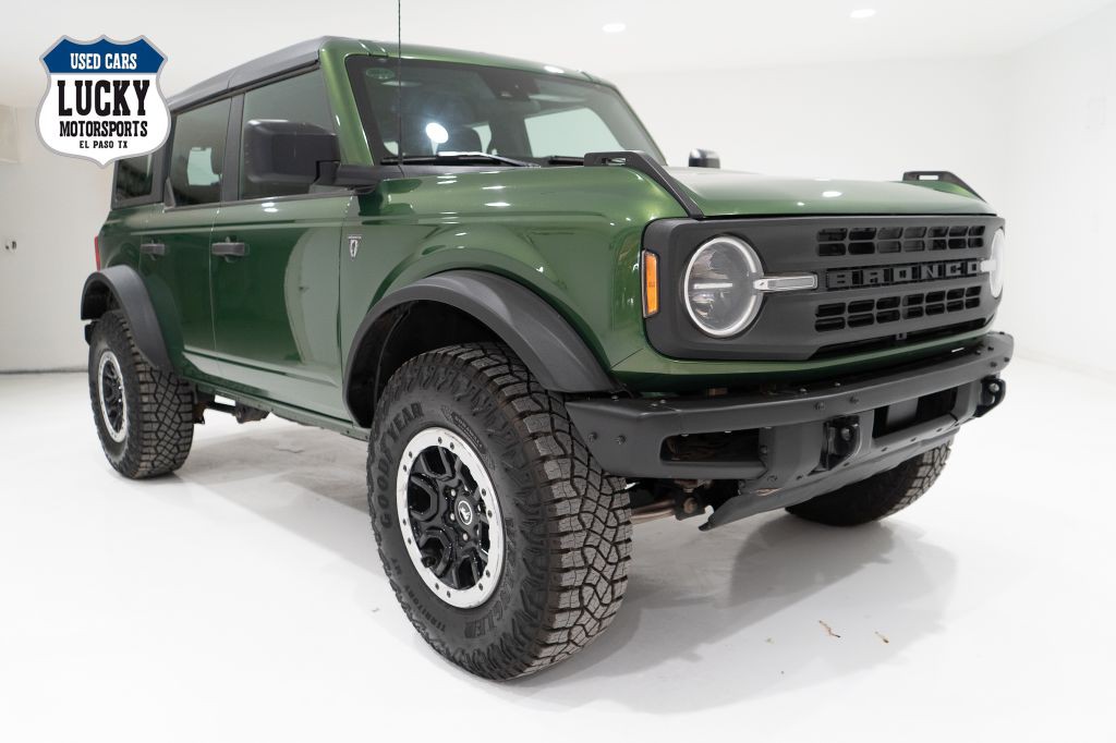 2023 Ford Bronco Image 2