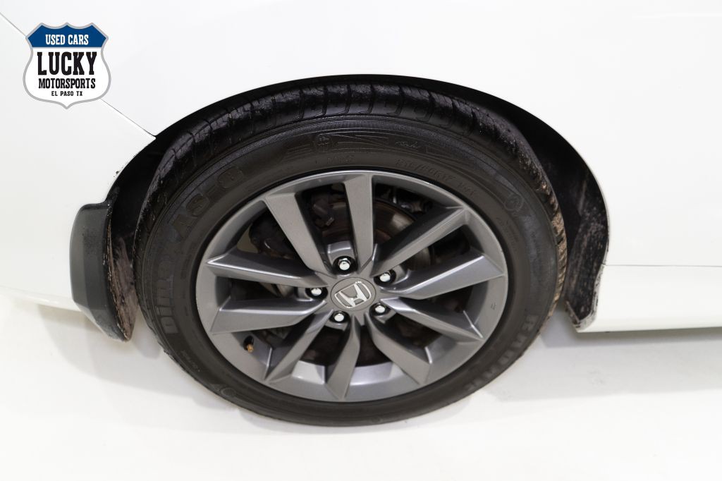 2019 Honda Civic Image 40