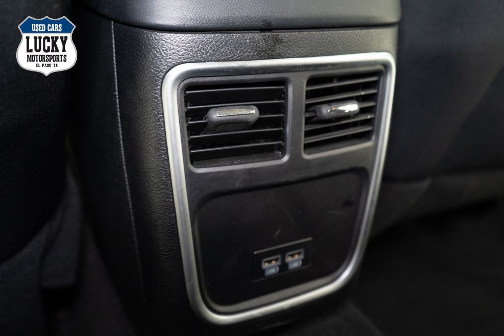 2021 Chrysler 300 Image 18