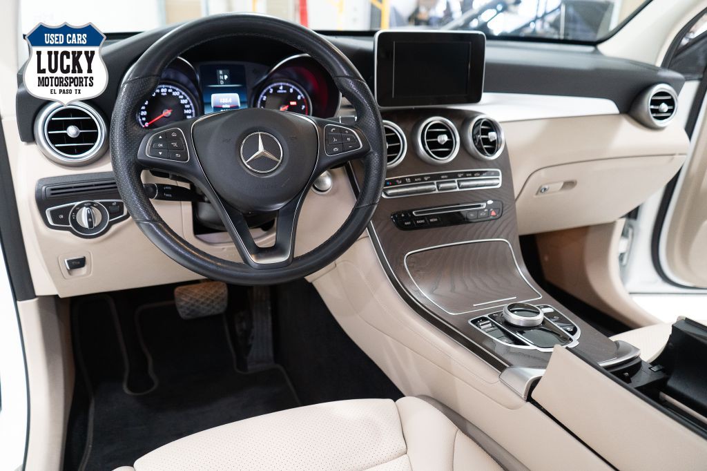 2019 Mercedes-Benz GLC-Class Image 21
