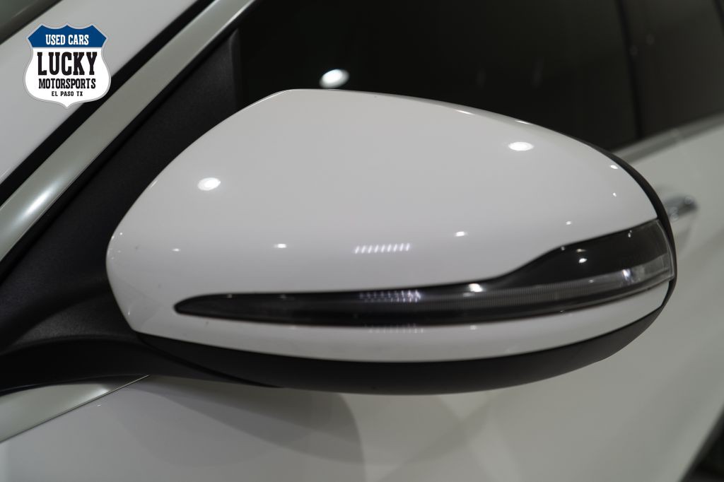 2019 Mercedes-Benz GLC-Class Image 40