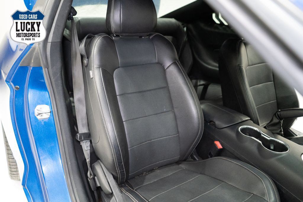 2018 Ford Mustang Image 8