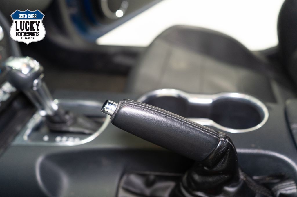 2018 Ford Mustang Image 17