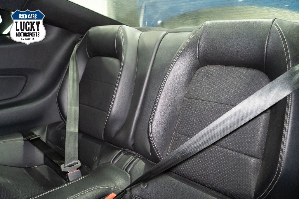 2018 Ford Mustang Image 21