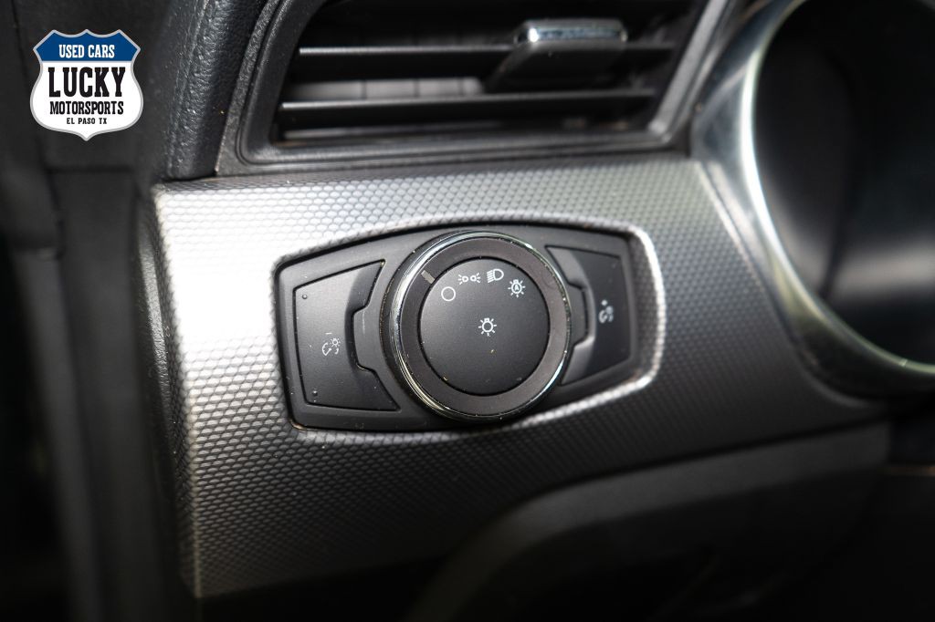 2019 Ford Mustang Image 22