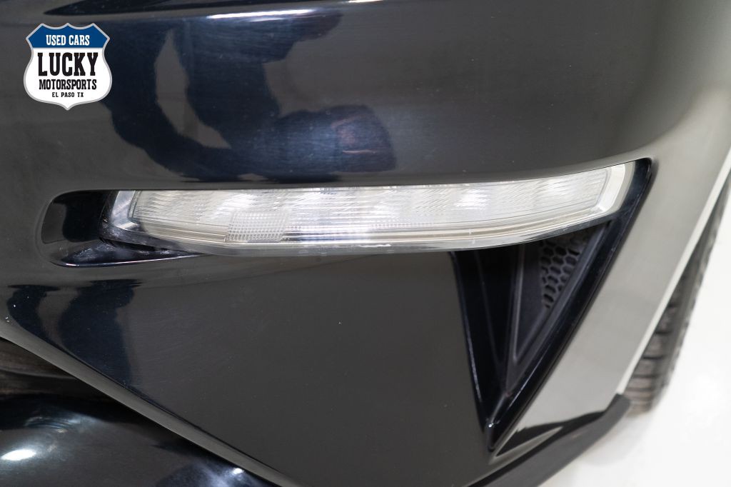 2019 Ford Mustang Image 31