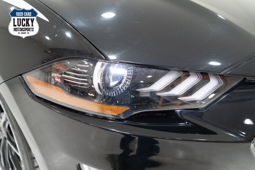 2019 Ford Mustang Image 34