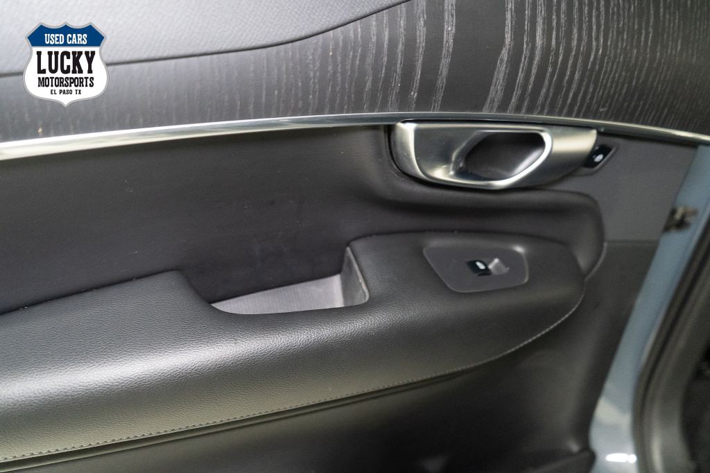 2020 Volvo XC90 Image 20