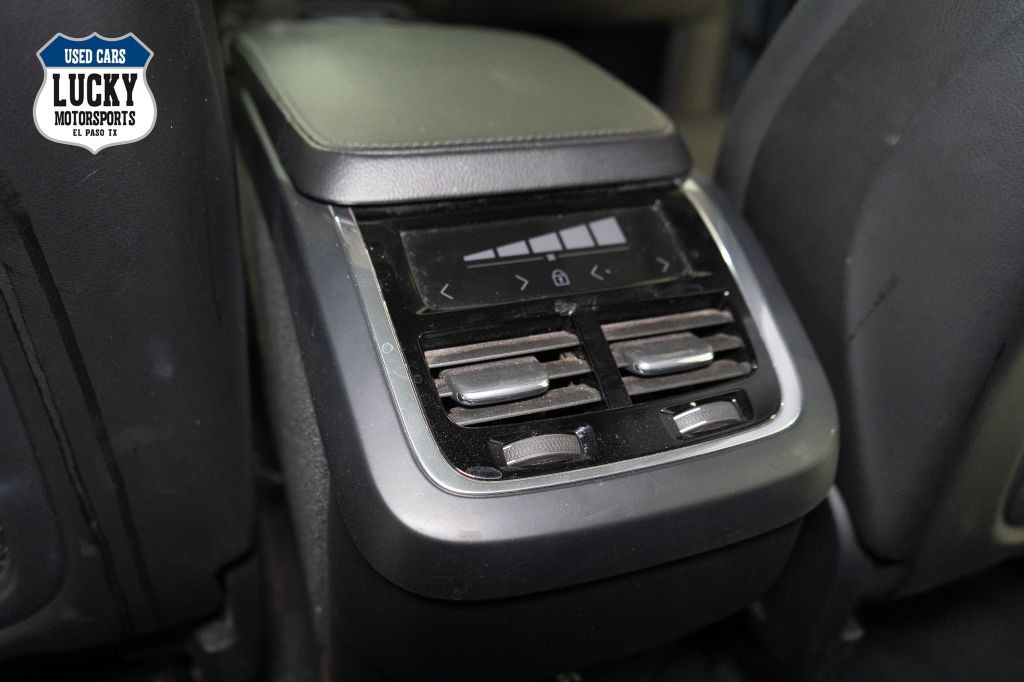 2020 Volvo XC90 Image 22