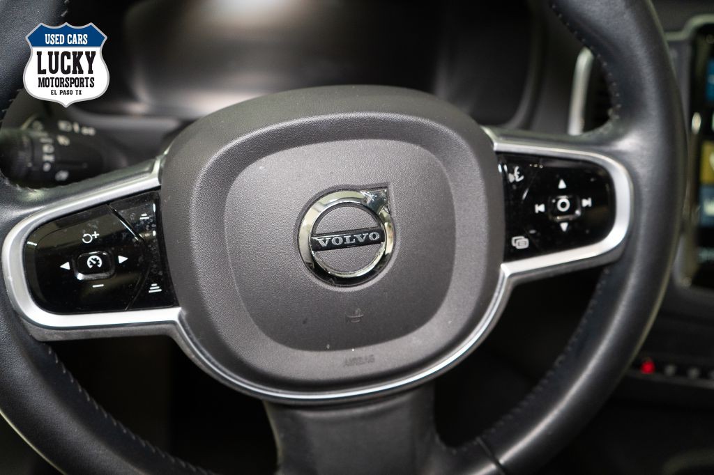 2020 Volvo XC90 Image 26