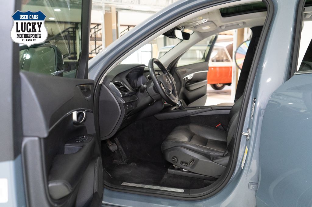 2020 Volvo XC90 Image 38