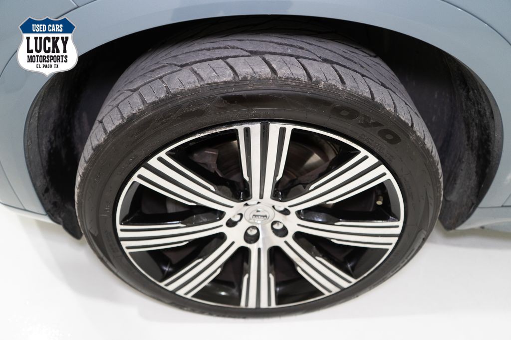 2020 Volvo XC90 Image 43