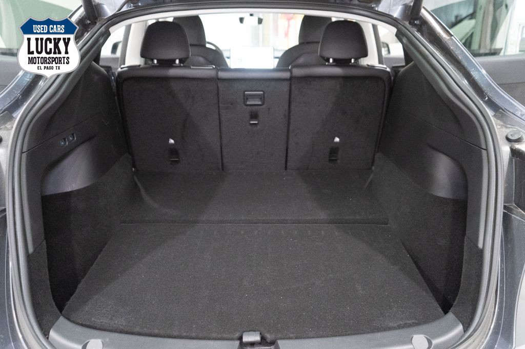2021 Tesla Model Y Image 16