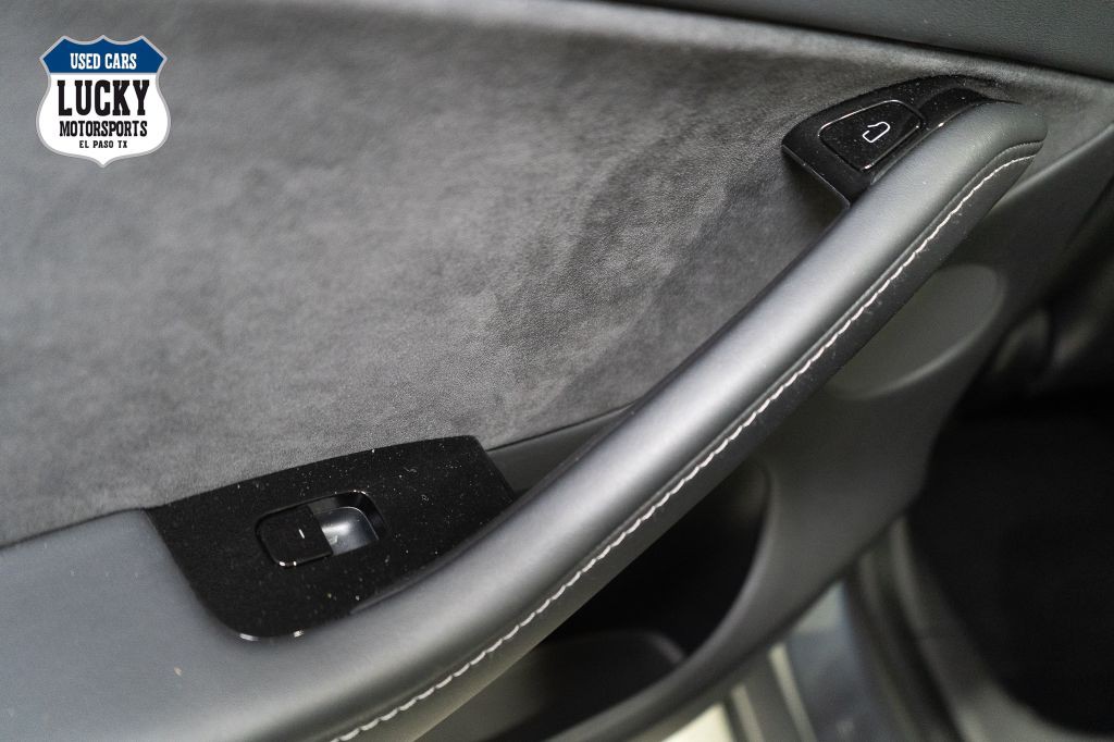 2021 Tesla Model Y Image 20