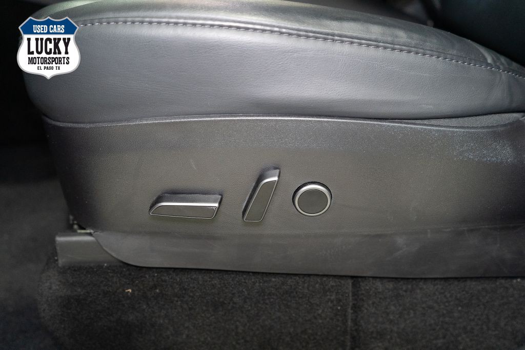 2021 Tesla Model Y Image 29