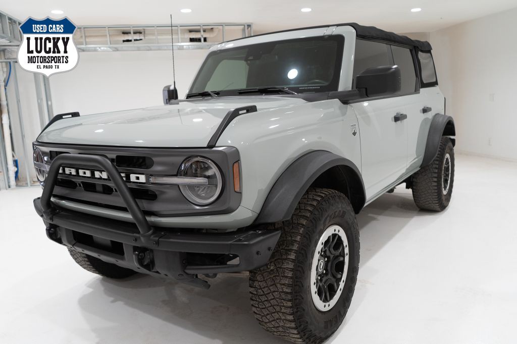 2022 Ford Bronco Image 4