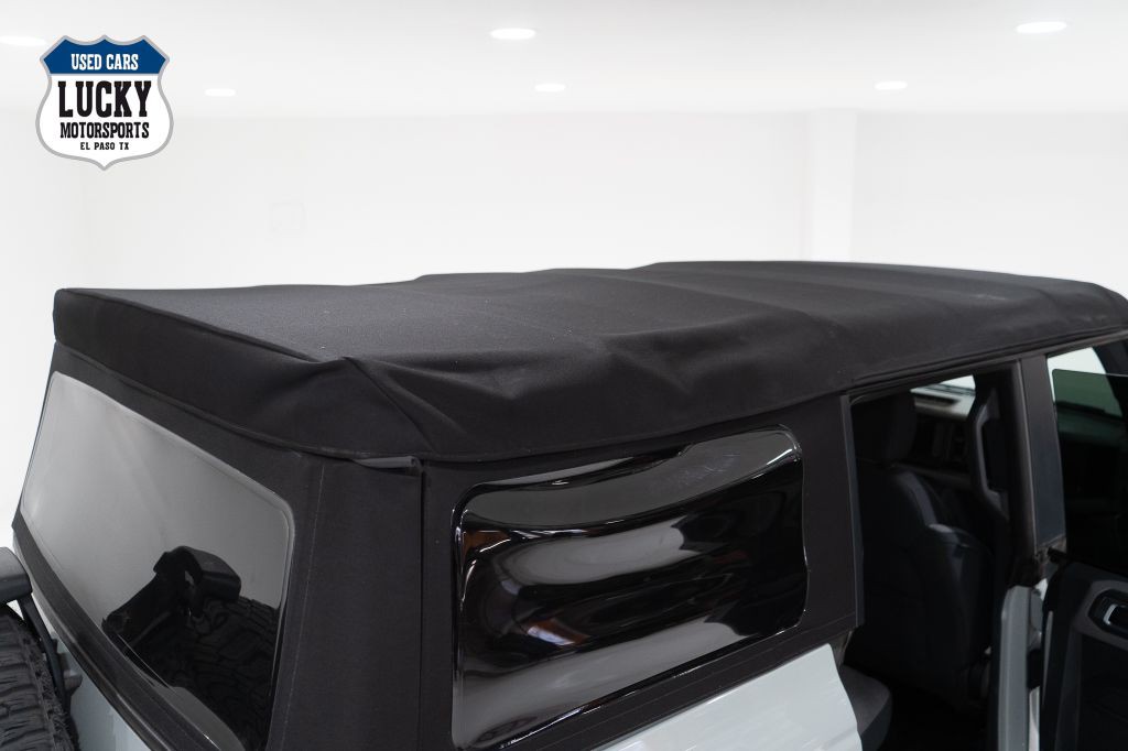 2022 Ford Bronco Image 9