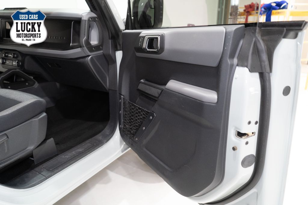 2022 Ford Bronco Image 13