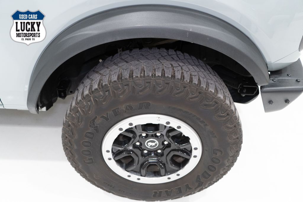 2022 Ford Bronco Image 42