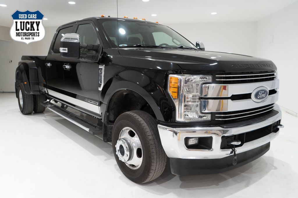 2017 Ford F-350 Image 2