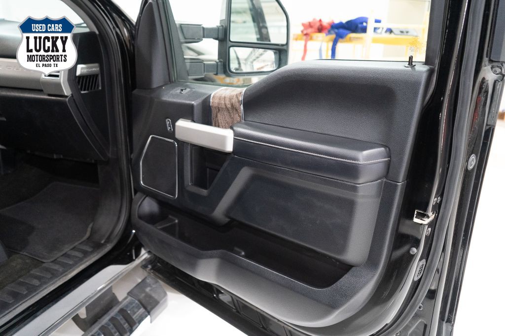 2017 Ford F-350 Image 12