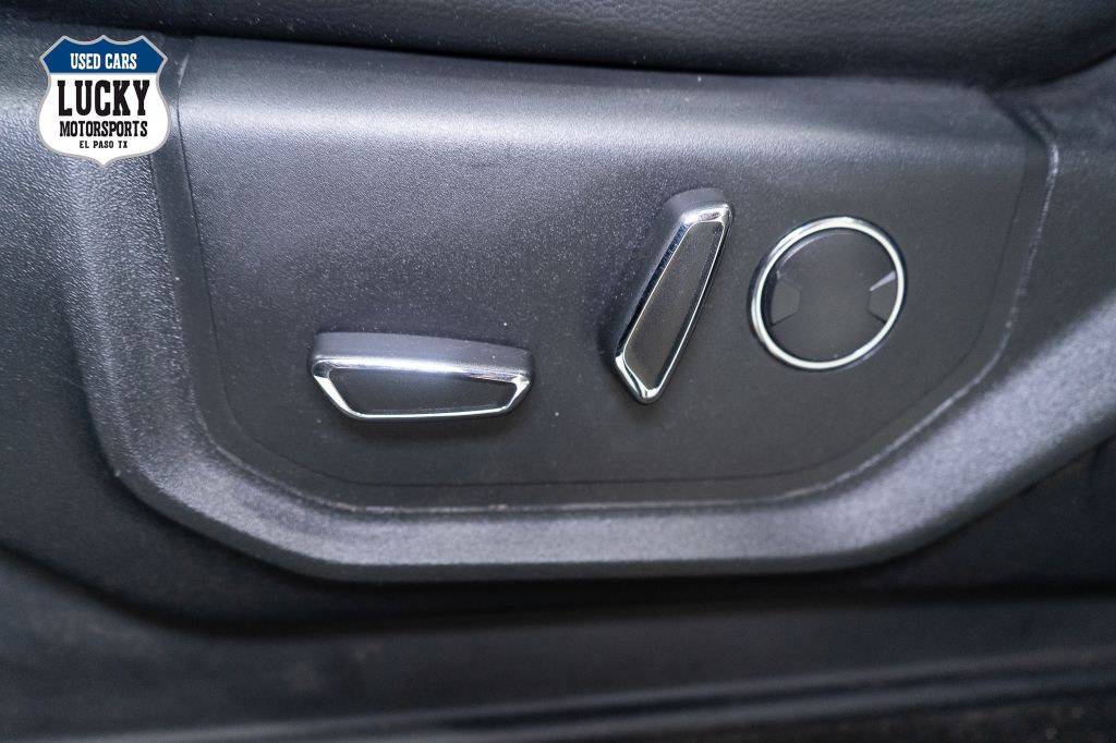 2017 Ford F-350 Image 28