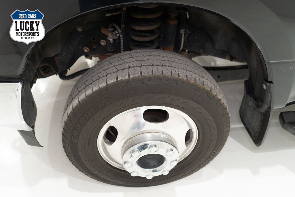 2017 Ford F-350 Image 36