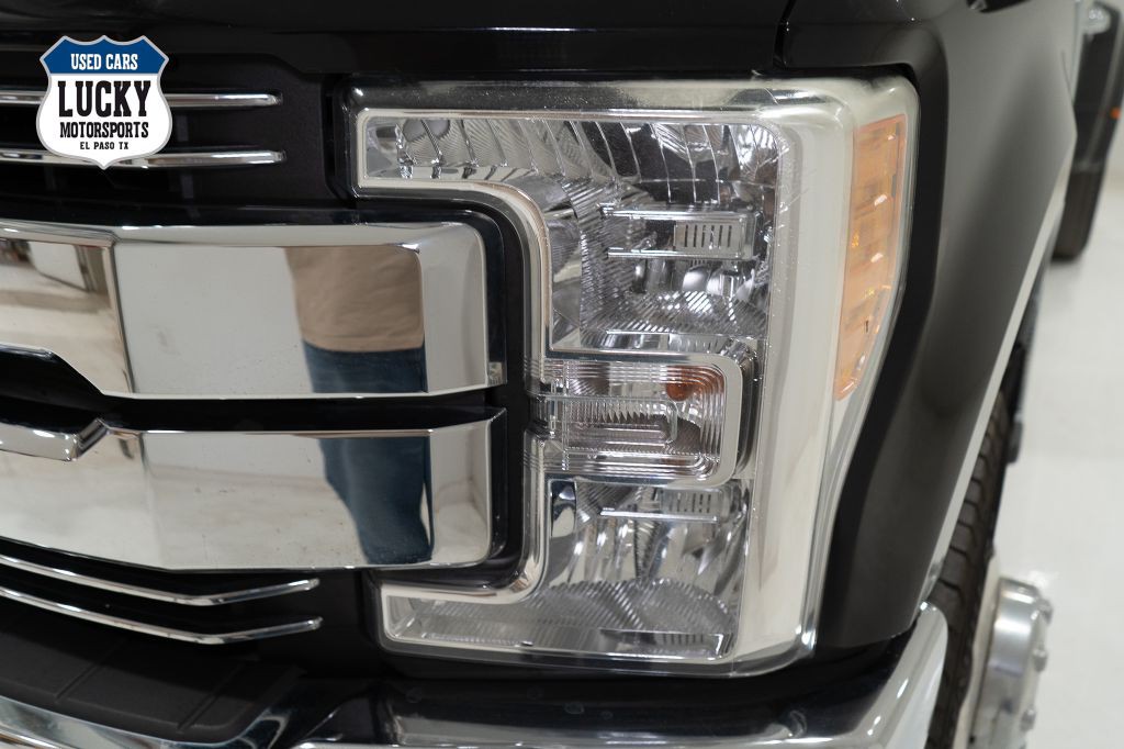 2017 Ford F-350 Image 37