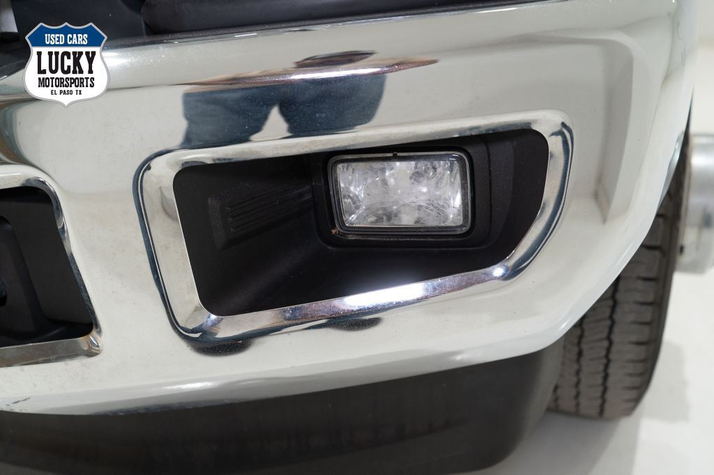 2017 Ford F-350 Image 38